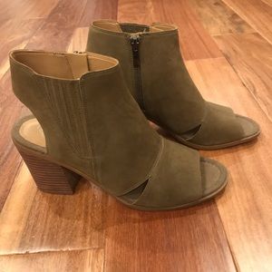 Open-toe Franco Sarto Fall Booties Size 9